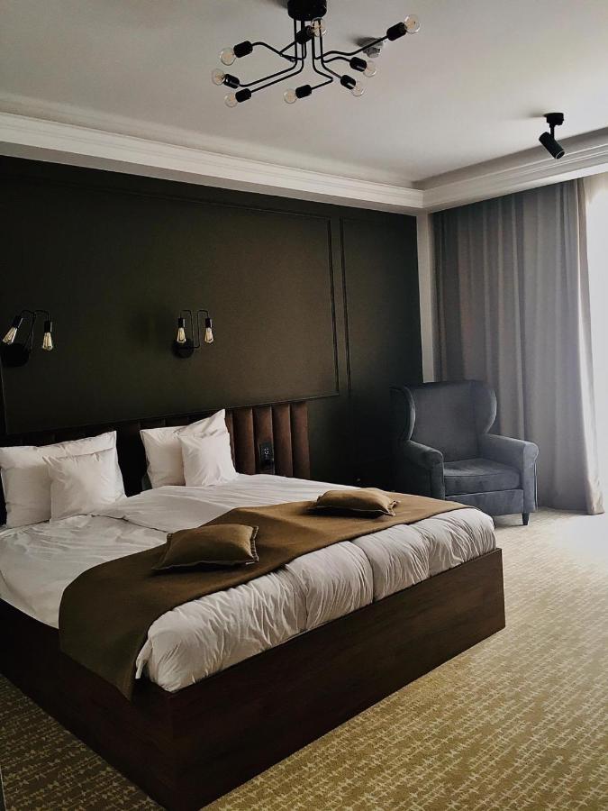 Montis Hotel & Spa Мунтеле-Мік Екстер'єр фото